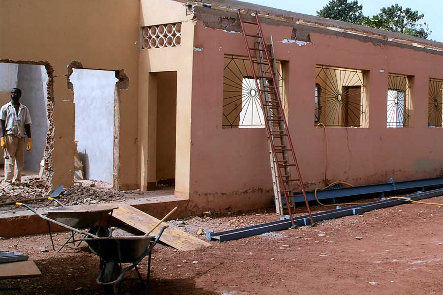 2007 - Ristrutturazione casa formazione della donna